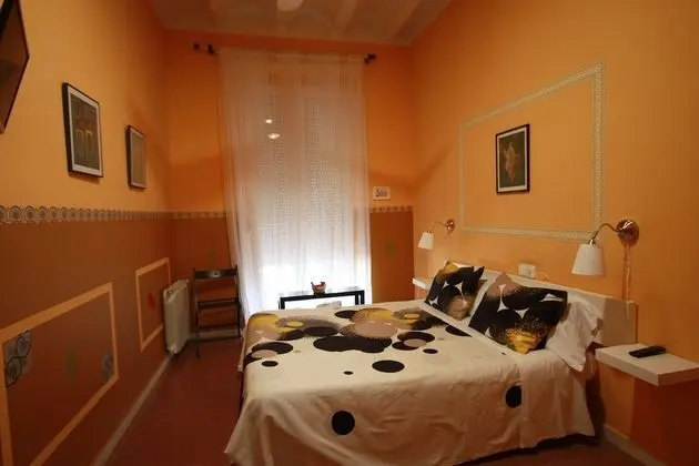 Tek Büyük Yataklı Oda (Fulvia 101)