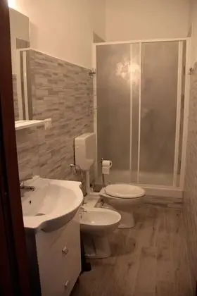 Dört Kişilik Oda, Deniz Manzaralı