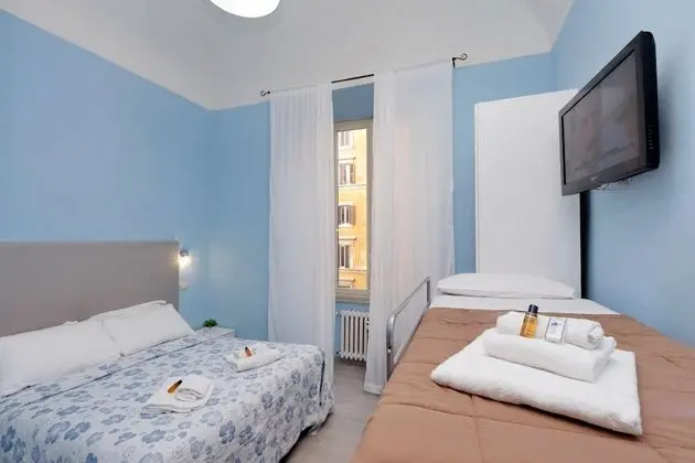 Family Üç Kişilik Oda