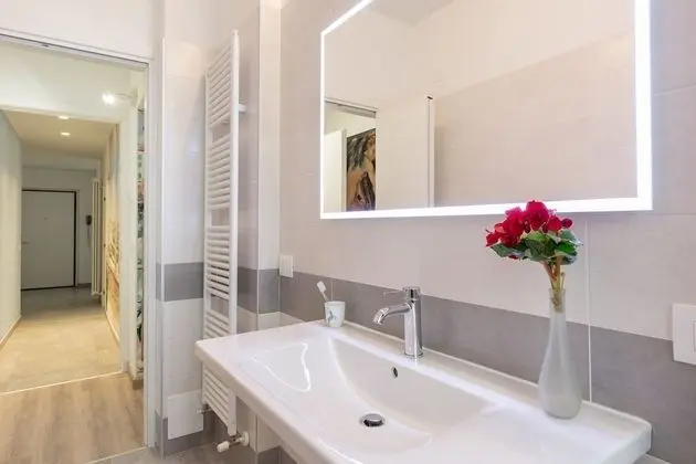 Comfort Tek Büyük veya İki Ayrı Yataklı Oda