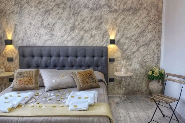 Deluxe Üç Kişilik Oda (1)