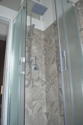 Deluxe Tek Büyük Yataklı Oda, Banyolu/Duşlu, Kule