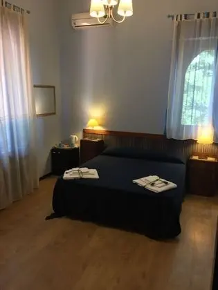 Classic Tek Büyük Yataklı Oda