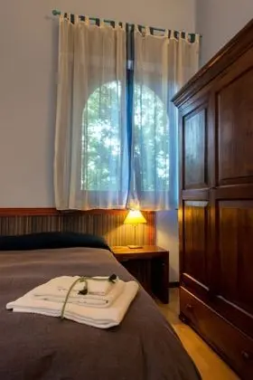 Classic Tek Büyük Yataklı Oda