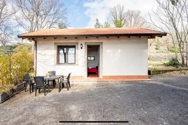 Stüdyo, Bahçe Manzaralı