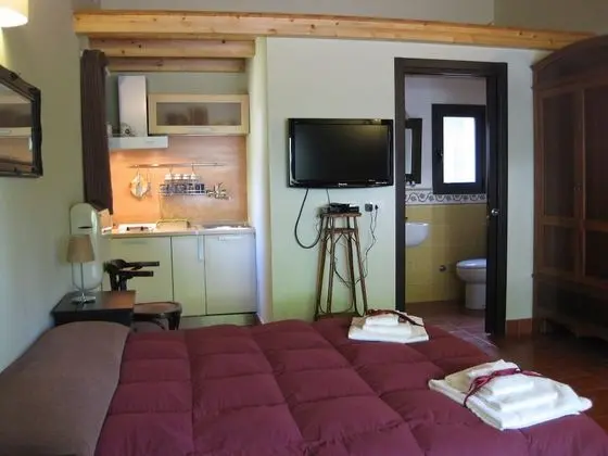 Stüdyo, Bahçe Manzaralı