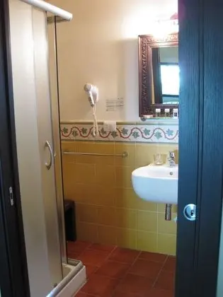 Stüdyo, Bahçe Manzaralı