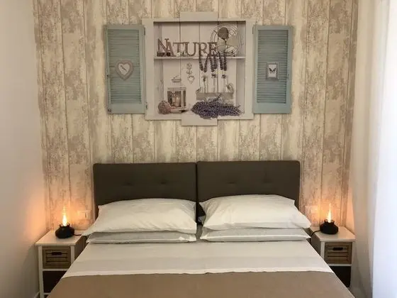 Standard Oda, 1 Büyük (Queen) Boy Yatak (Calla)