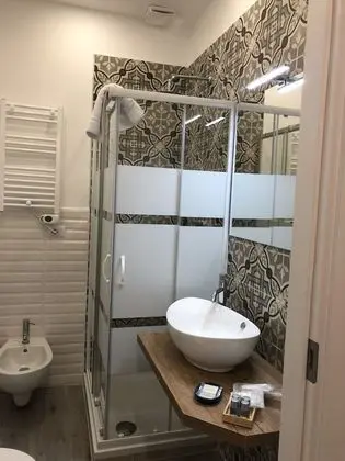 Standard Oda, 1 Büyük (Queen) Boy Yatak (Calla)