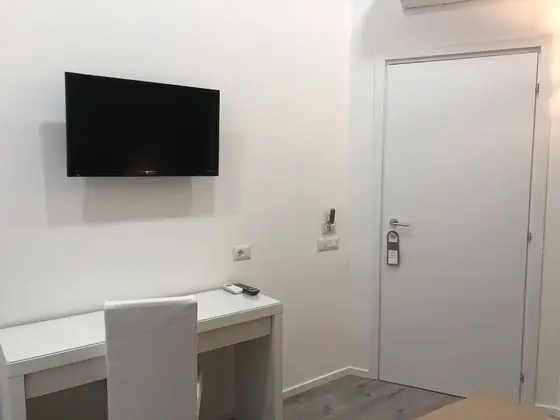 Standard Tek Büyük Yataklı Oda (Fresia)