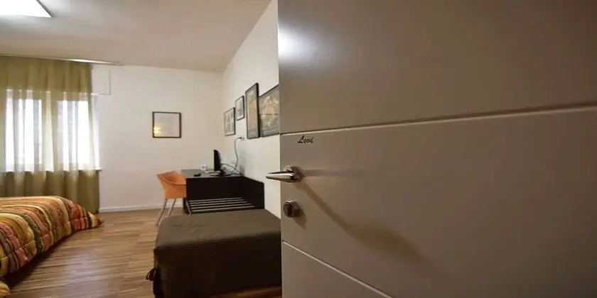 Standard Tek Büyük veya İki Ayrı Yataklı Oda, Banyolu/Duşlu (con un letto aggiunto )