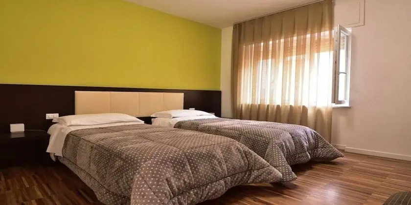 Standard Tek Büyük veya İki Ayrı Yataklı Oda, Banyolu/Duşlu (con un letto aggiunto )