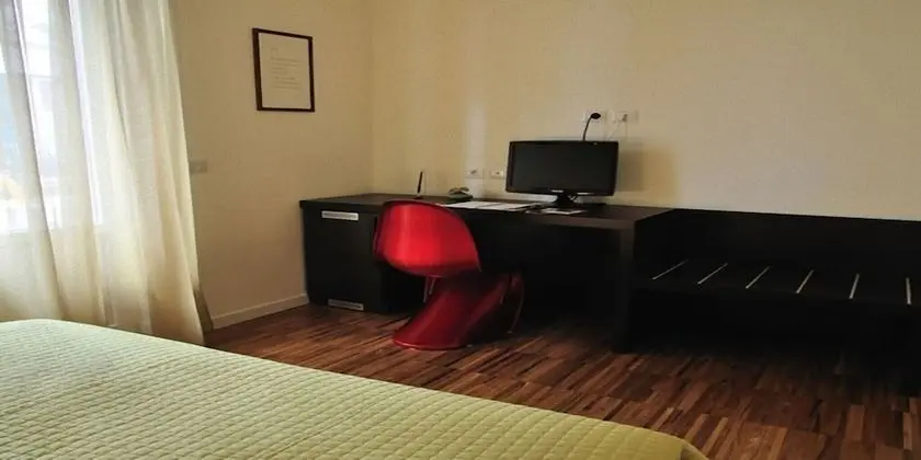 Standard Tek Büyük Yataklı Oda, Banyolu/Duşlu