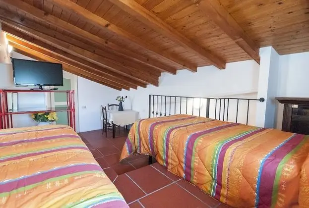 Oda, 2 Tek Kişilik Yatak