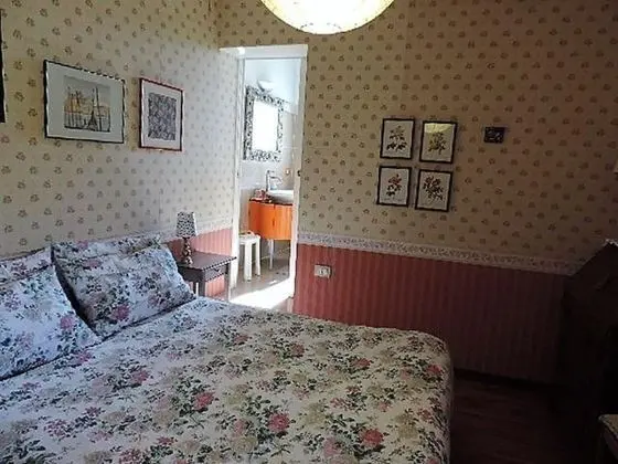 Tek Büyük Yataklı Oda, Balkon, Tepe Manzaralı