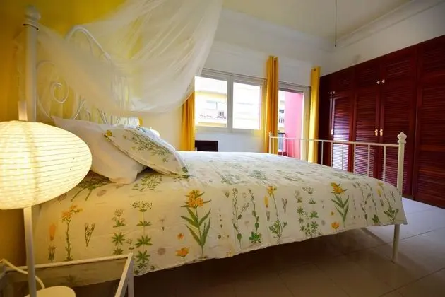 Tek Büyük Yataklı Oda, Özel Banyo (Yellow)