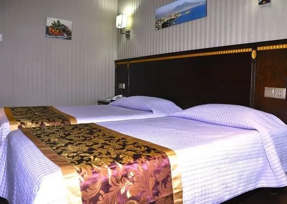 Basic Tek Büyük Yataklı Oda