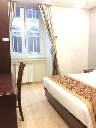 Basic Tek Büyük Yataklı Oda