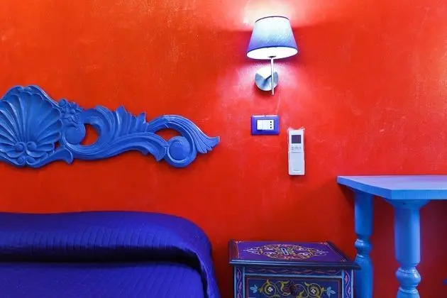 Classic Tek Büyük Yataklı Oda