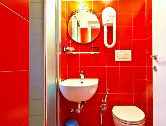 Classic Tek Büyük Yataklı Oda