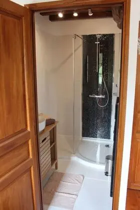 Deluxe Tek Büyük Yataklı Oda, 1 Yatak Odası, Teras, Bahçe Manzaralı
