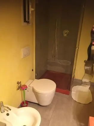 Economy Büyük Yataklı Tek Kişilik Oda, Özel Banyo