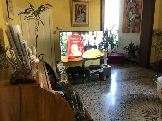 Luxury Tek Büyük Yataklı Oda