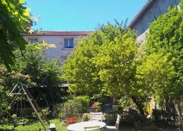 Tek Büyük Yataklı Oda, 2 Yatak Odası