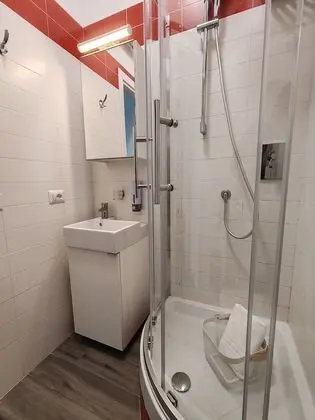 Üç Kişilik Oda, Özel Banyo