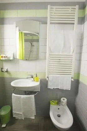 Tek Büyük veya İki Ayrı Yataklı Oda