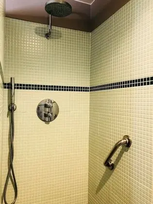 Tek Büyük veya İki Ayrı Yataklı Oda (Emerald)