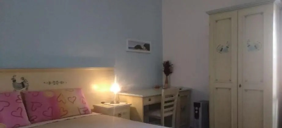 Traditional Tek Büyük veya İki Ayrı Yataklı Oda