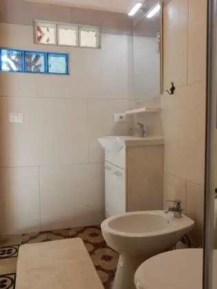 Traditional Tek Büyük veya İki Ayrı Yataklı Oda