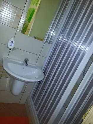 Basic Tek Büyük Yataklı Oda, Özel Banyo