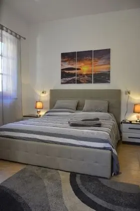 Comfort Tek Büyük Yataklı Oda, Bahçe Manzaralı