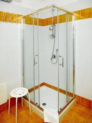 Tek Büyük Yataklı Oda, Balkon