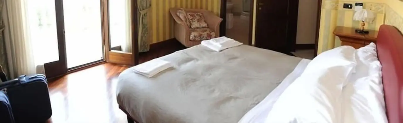 Süit, Balkon, Bahçe Manzaralı