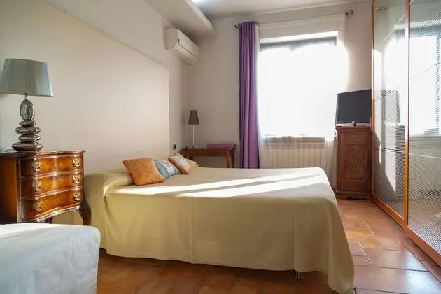 Family Tek Büyük veya İki Ayrı Yataklı Oda, Bahçe Manzaralı