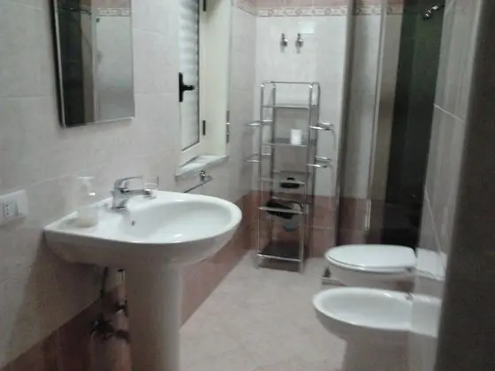 Basic Dört Kişilik Oda, Özel Banyo, Okyanusa Sıfır