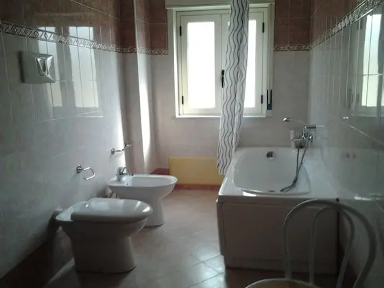 Basic Dört Kişilik Oda, Özel Banyo, Okyanusa Sıfır