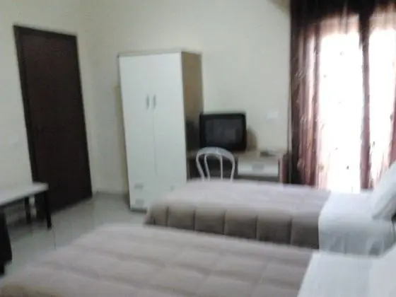 Basic Üç Kişilik Oda, Özel Banyo, Avlu