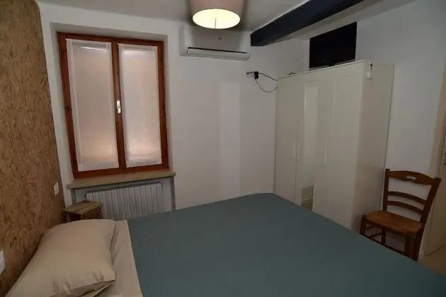 Economy Tek Büyük veya İki Ayrı Yataklı Oda (2)