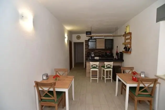 Economy Tek Büyük veya İki Ayrı Yataklı Oda (2)