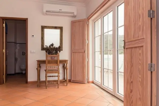 Family Tek Büyük Yataklı Oda