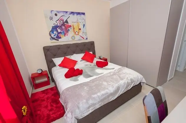 Tek Büyük Yataklı Oda, 1 Büyük (Queen) Boy Yatak, Özel Banyo (Rubino)