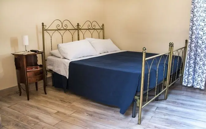 Oda, 2 Tek Kişilik Yatak