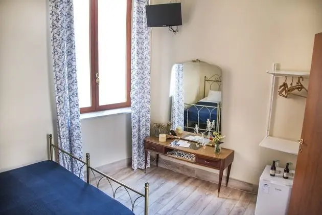 Oda, 2 Tek Kişilik Yatak