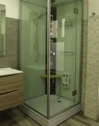 Tek Büyük veya İki Ayrı Yataklı Oda, Şehir Manzaralı