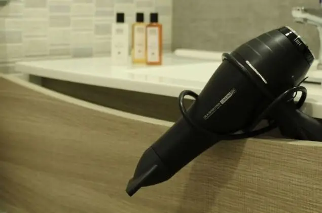 Tek Büyük veya İki Ayrı Yataklı Oda, Şehir Manzaralı