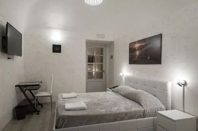 Comfort Tek Büyük Yataklı Oda